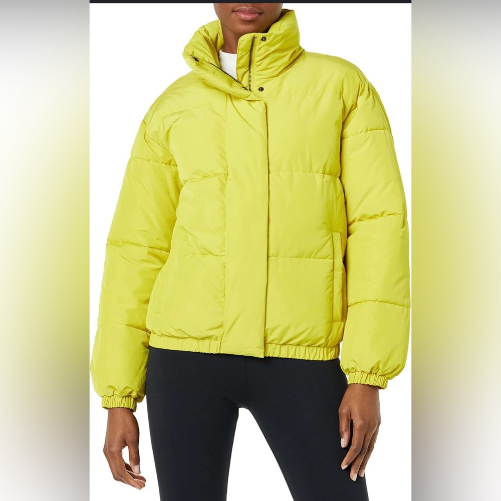 Daily Ritual Women's Bright Yellow Puffer Jacket - Picture 2 of 10